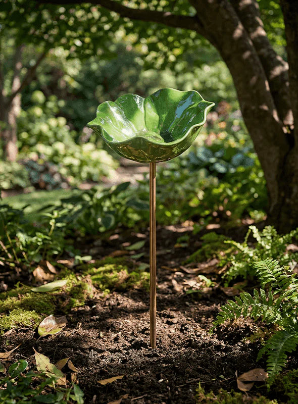 Handmade Metal Bird Feeder Flower - Decorative Garden Planter